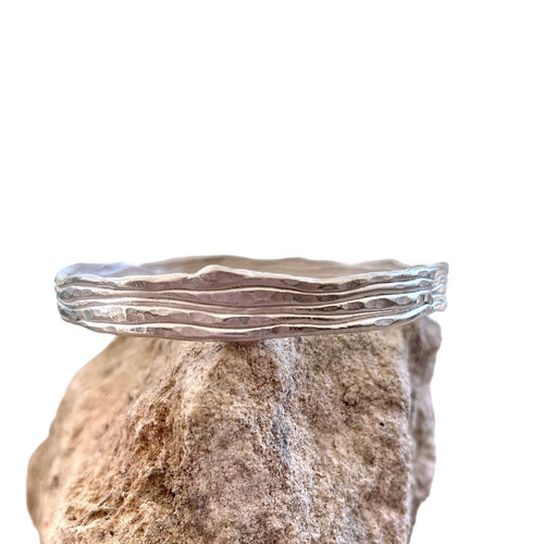 Sea grass bangle (hammered)