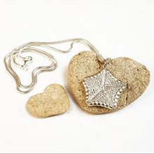 Load image into Gallery viewer, Sea Star